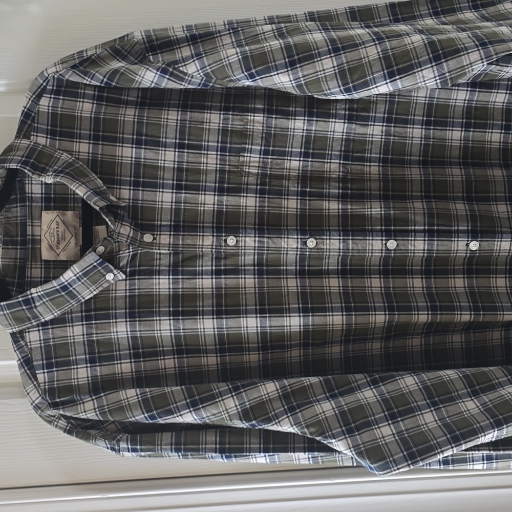 ST. JOHN'S BAY BRAND MEN' BIG & TALL GREEN & BLUE PLAID LONG SLEEVES SHIRT 4XLT